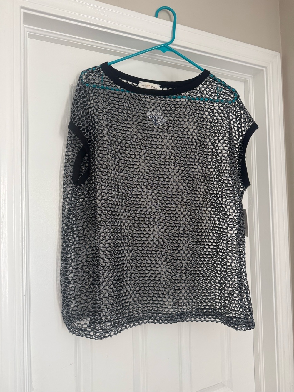NWT Women’s Black Open-Knit Short Sleeve Top Size 1X